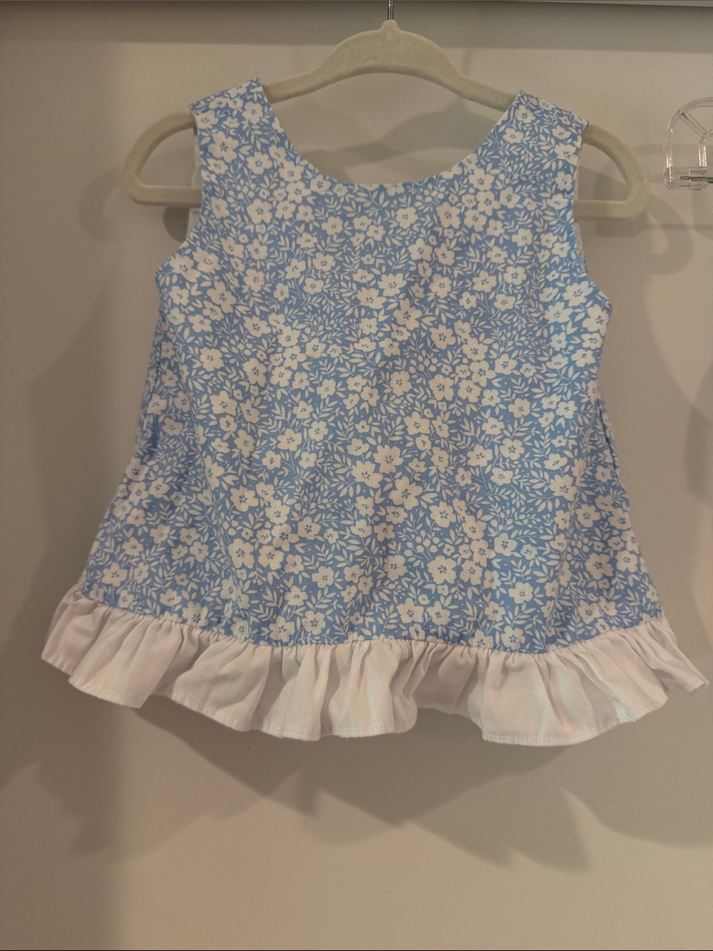 Girls' Light Blue Floral Tank Top with White Ruffle Hem
